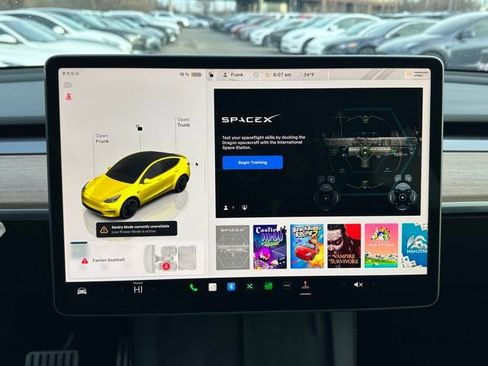 Used 2022 Tesla Model Y Performance image 18