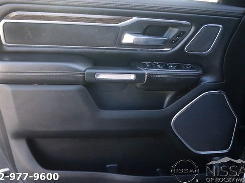 Used 2019 RAM 1500 Laramie image 12