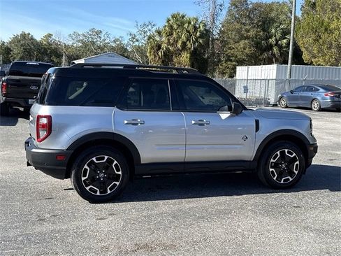 Used 2022 Ford Bronco Sport Outer Banks w/ Tech Package image 2