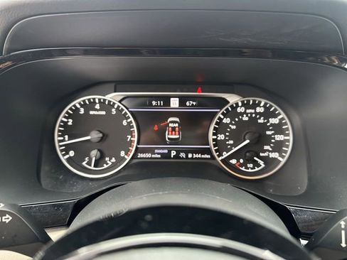 Used 2024 Nissan Pathfinder SL w/ SL Premium Package image 18