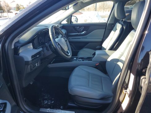 Certified 2021 Lincoln Corsair AWD w/ Premium Package image 12