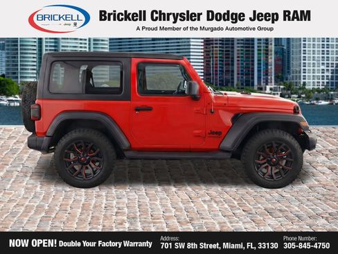 Used 2022 Jeep Wrangler Sport AWD/4WD image 9