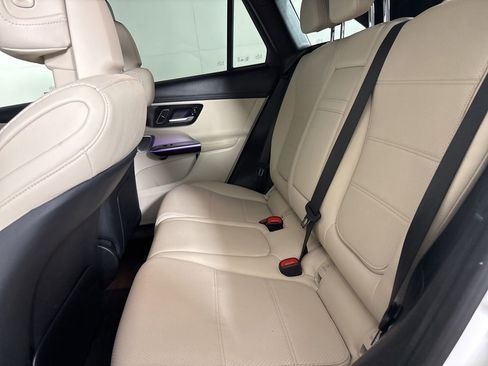 Used 2023 Mercedes-Benz GLC 300 4MATIC image 21