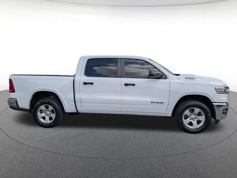 Used 2025 RAM 1500 Big Horn AWD/4WD image 4