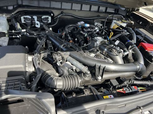 New 2025 Ford Bronco Outer Banks image 27