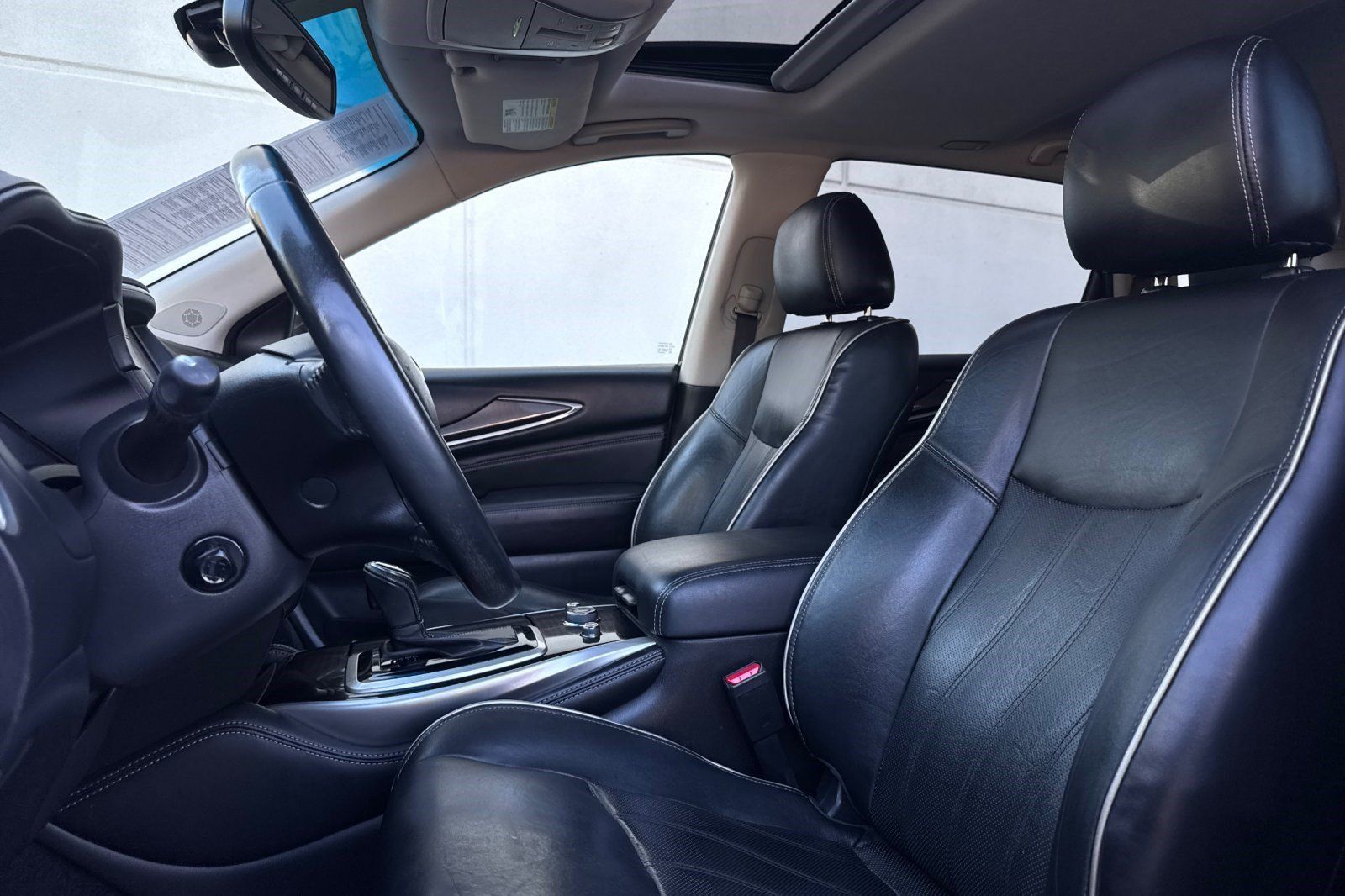 Used 2016 INFINITI QX60 FWD w/ Premium Plus Package image 5
