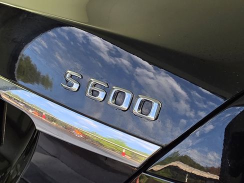 Used 2016 Mercedes-Benz Maybach S 600 image 11