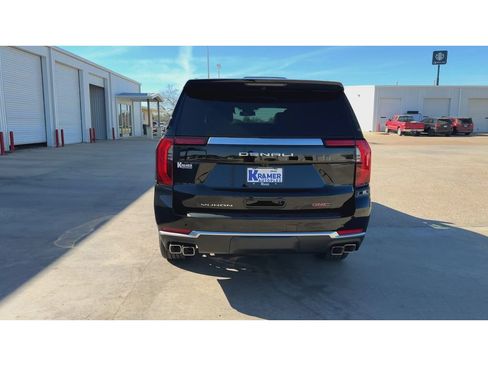 New 2026 GMC Yukon Denali w/ Sun & Power Step Package image 7