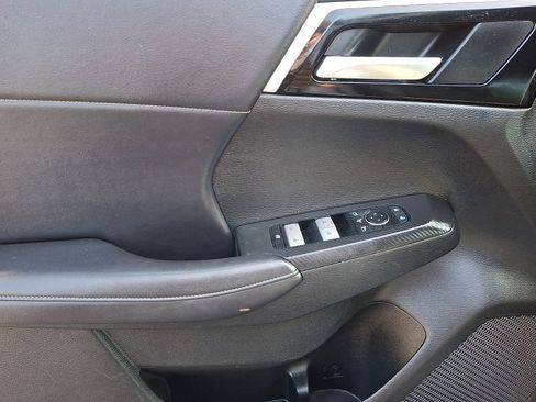 Used 2023 Mitsubishi Outlander SE AWD/4WD image 13
