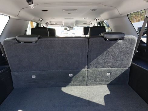 Used 2020 GMC Yukon XL Denali image 23