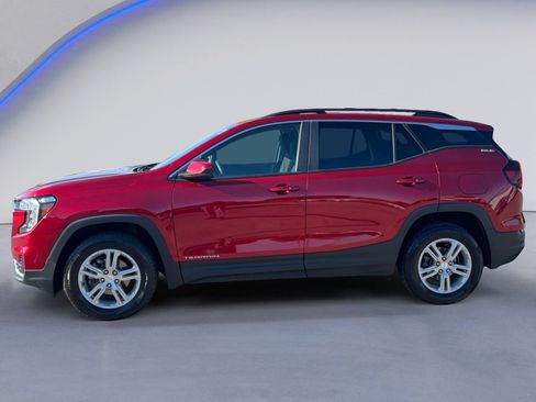 Used 2023 GMC Terrain SLE w/ Driver Convenience Package AWD/4WD image 7