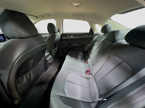 Used 2023 Kia K5 LXS image 22