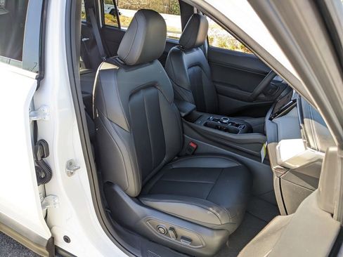 New 2026 Jeep Cherokee Laredo image 48