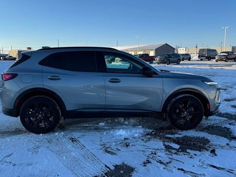 Used 2025 Buick Envision Sport Touring image 8