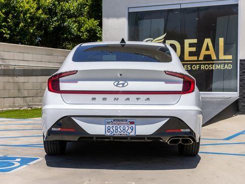 Used 2020 Hyundai Sonata SEL w/ Cargo Package FWD image 14