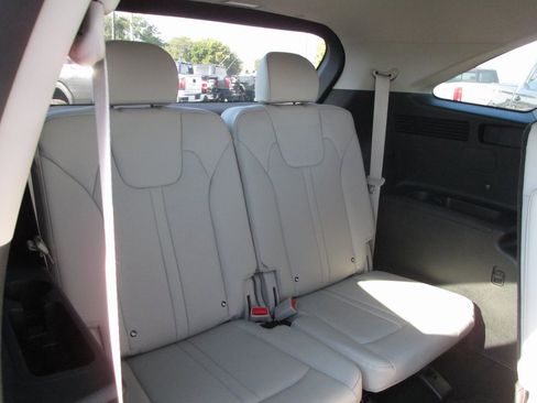 Used 2025 Kia Sorento EX image 22