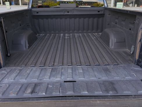 Used 2021 GMC Sierra 1500 Elevation w/ Preferred Package AWD/4WD image 16