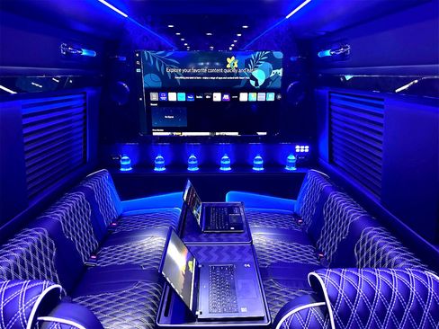 Used 2024 Mercedes-Benz Sprinter 3500 image 30