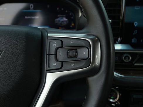 Used 2025 Chevrolet Silverado 1500 LT image 14