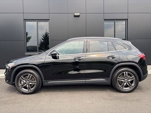 New 2025 Mercedes-Benz GLA 250 4MATIC image 3