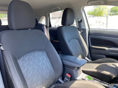 Used 2021 Mitsubishi Outlander Sport SE AWD/4WD image 16