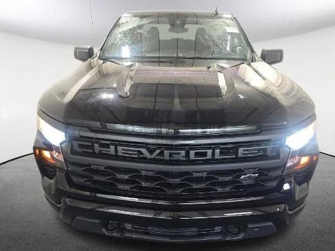 Used 2024 Chevrolet Silverado 1500 Custom AWD/4WD image 2