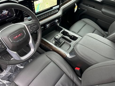 New 2026 GMC Sierra 1500 Elevation w/ Elevation Premium Package image 8