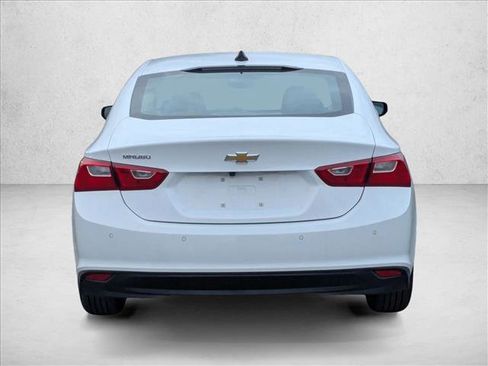 Certified 2025 Chevrolet Malibu LS image 7