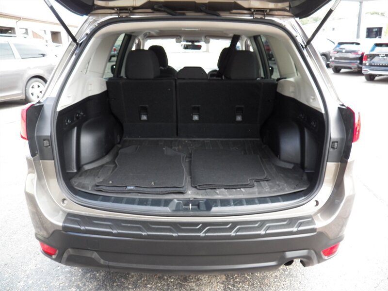 Used 2020 Subaru Forester Premium w/ Popular Package #1 AWD/4WD image 11
