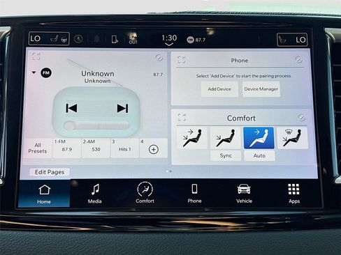 Used 2023 Chrysler Pacifica Touring-L FWD image 14