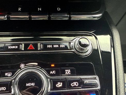 Certified 2022 Lincoln Corsair Standard w/ Equipment Group 101A image 33