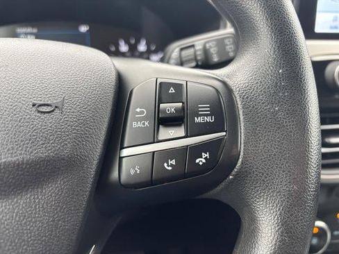 Used 2021 Ford Escape SE image 20