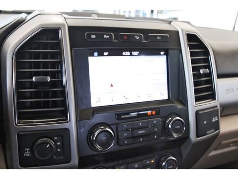 Used 2019 Ford F250 Lariat w/ Lariat Ultimate Package AWD/4WD image 23