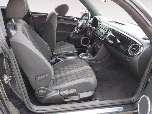 Used 2012 Volkswagen Beetle Turbo FWD image 15