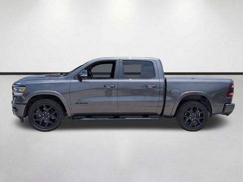 Used 2020 RAM 1500 Laramie AWD/4WD image 7