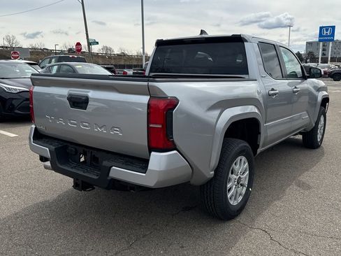 New 2026 Toyota Tacoma SR5 AWD/4WD image 7