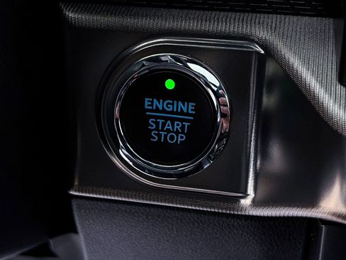 Used 2023 Ford F150 Raptor image 48