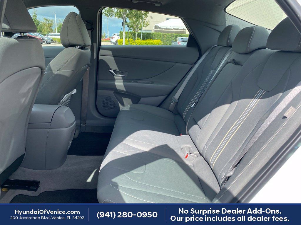 Certified 2026 Hyundai Elantra SEL Sport Premium FWD image 18