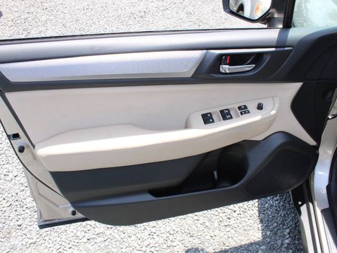 Used 2015 Subaru Outback 2.5i Premium AWD/4WD image 20