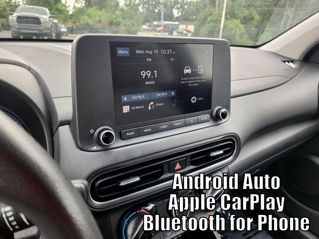 Used 2023 Hyundai Kona SEL w/ Cargo Package FWD image 5
