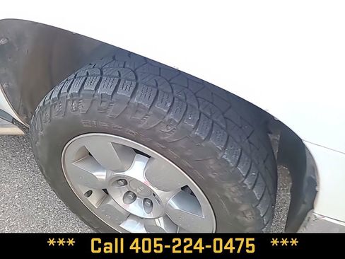 Used 2010 GMC Sierra 1500 SLE w/ Texas Edition image 17