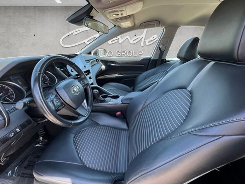 Used 2024 Toyota Camry SE image 19
