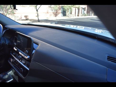 Used 2022 Nissan Pathfinder SV w/ SV Premium Package FWD image 37