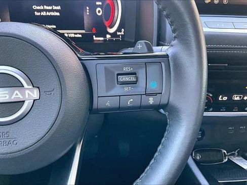 Certified 2024 Nissan Rogue SL w/ SL Premium Package image 25