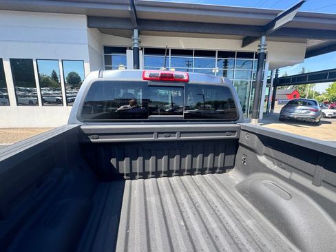 Used 2019 Chevrolet Colorado ZR2 AWD/4WD image 5
