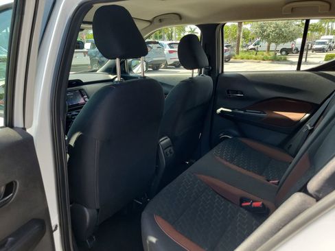 Certified 2023 Nissan Kicks SR FWD image 7