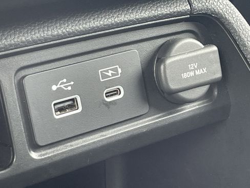 Used 2023 Honda Pilot Elite image 14