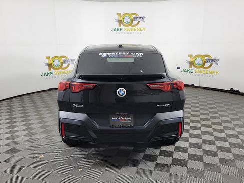 Certified 2025 BMW X2 xDrive28i w/ Convenience Package AWD/4WD image 6