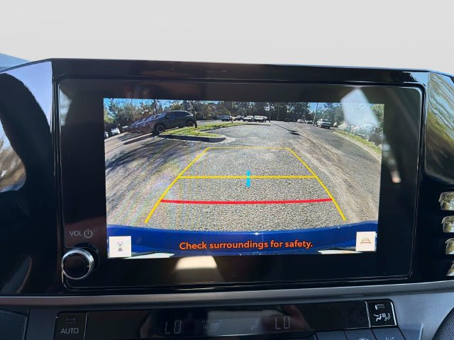 Used 2025 Toyota Camry LE w/ Convenience Package FWD image 21