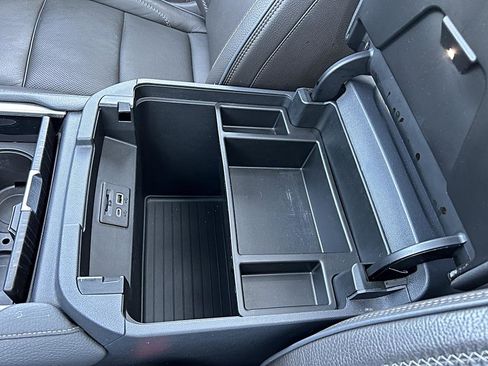 Used 2021 GMC Yukon XL Denali w/ Denali Premium Package image 26